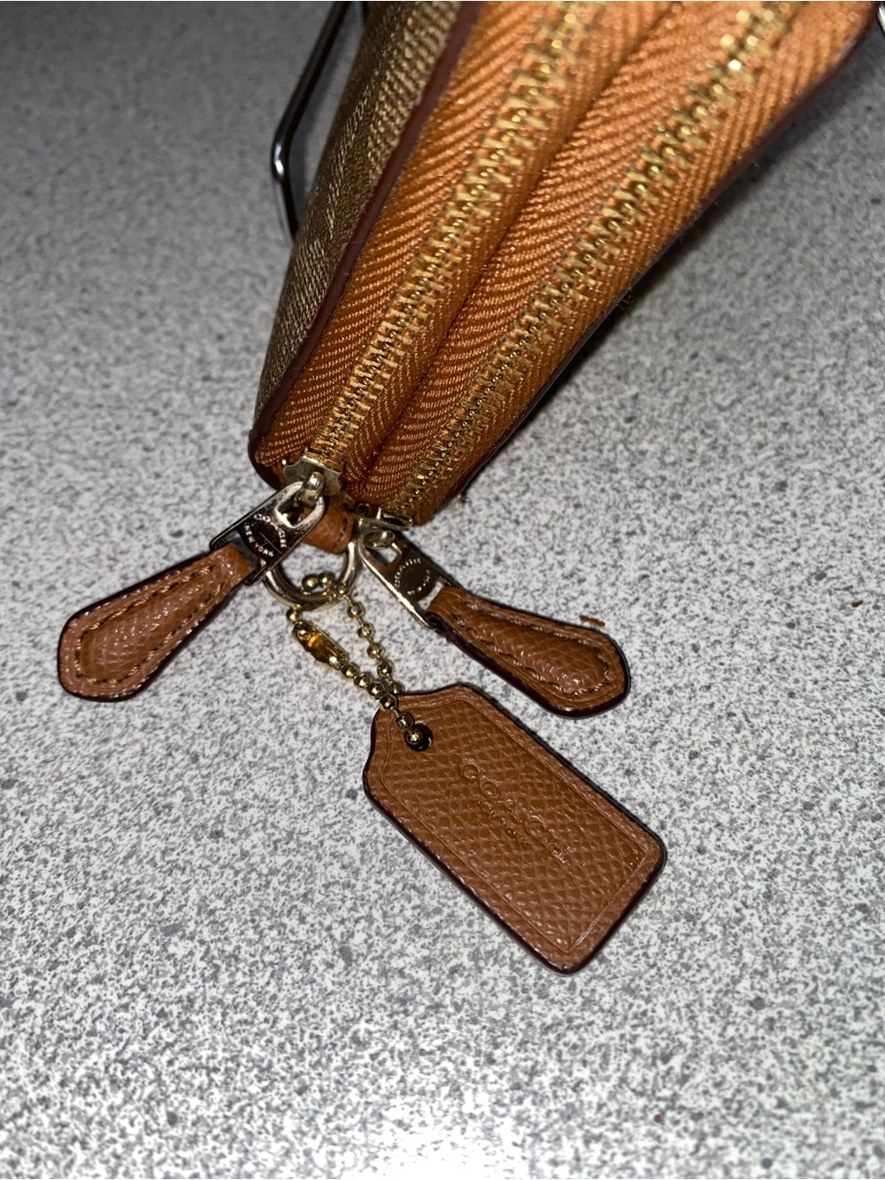 Coach F53937 Double Zip Wallet Signature Canvas Khaki Brown GUC - Picture 11 of 13